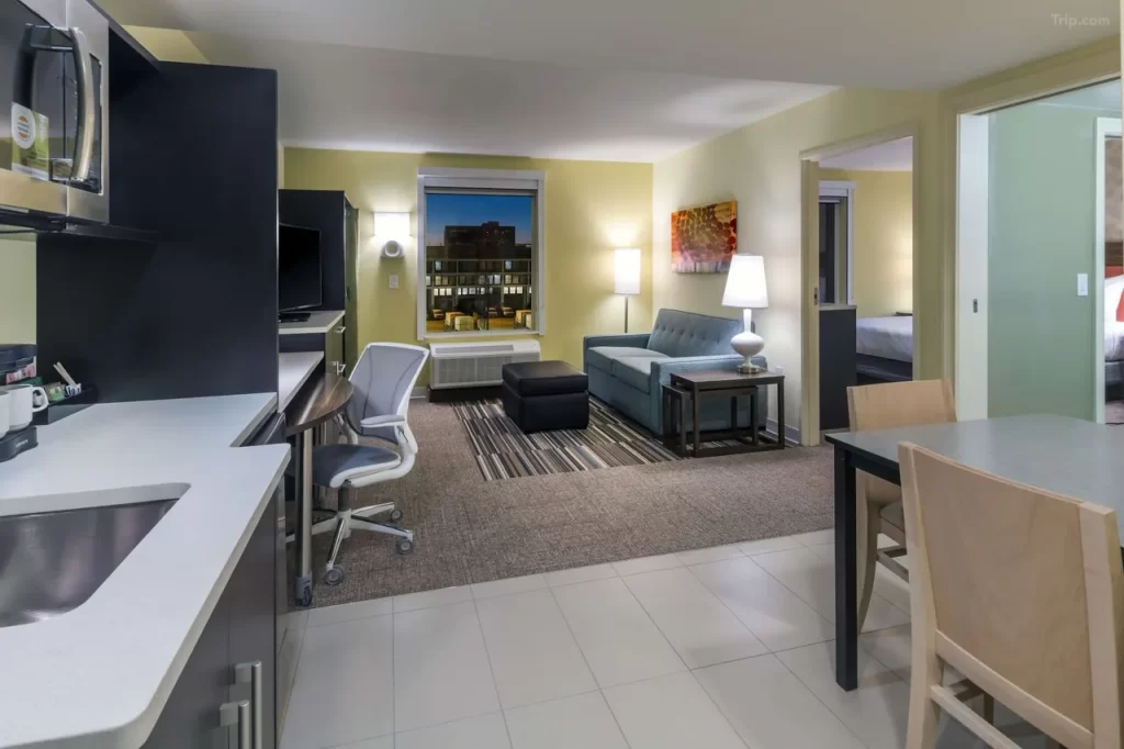 Kansas City hotels with toddlers Home2 Suites