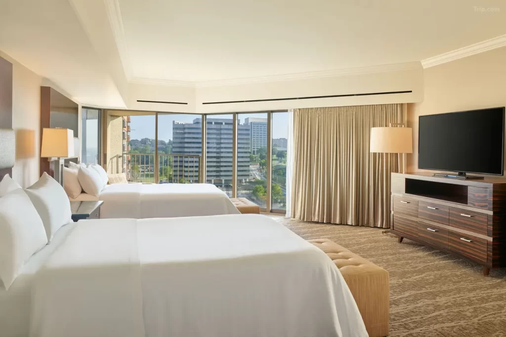 Kansas City hotels with toddlers Westin